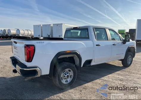 2024 GMC Sierra 2500Hd 4Wd Standard Bed Pro z USA, uszkodzony, nr VIN 1GT19LE73RF304239